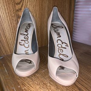 Sam Edelman nude heels